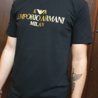 Caseta Emporio Armani, Milán