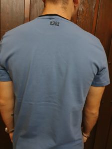 Camiseta Boss, espalda